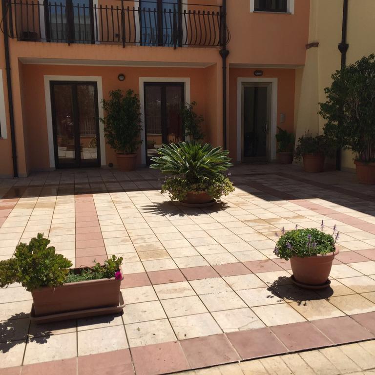 Bertolottu Residence Apartments Tortolì Εξωτερικό φωτογραφία