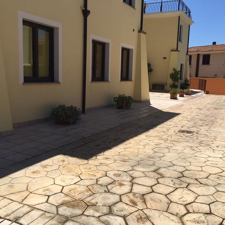 Bertolottu Residence Apartments Tortolì Εξωτερικό φωτογραφία
